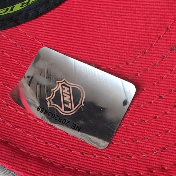 Reebok ,Center Ice Collection , NHL New Jersey Devils Men's Fitted Hat,Size S/M. - Picture 6 of 9